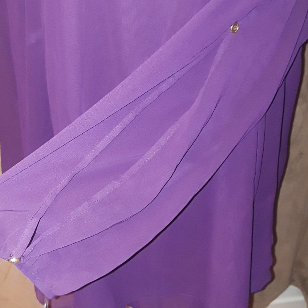 ** Zac & Rachel Sheer Lined Top Open Arm LS Plum - Picture 5 of 8